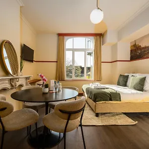 Appart hôtel The Queen's Twelve By Romy&travis, Bruges
